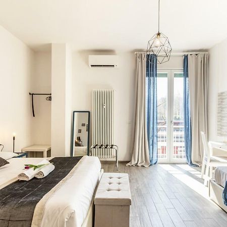 Central City Rooms Executive Suite Bolonia Exterior foto