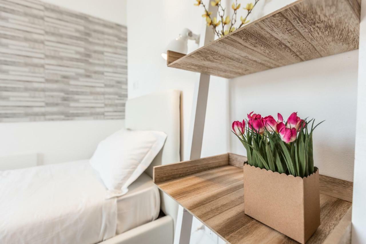 Central City Rooms Executive Suite Bolonia Exterior foto