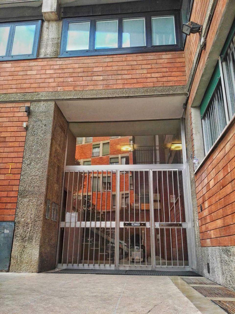 Central City Rooms Executive Suite Bolonia Exterior foto