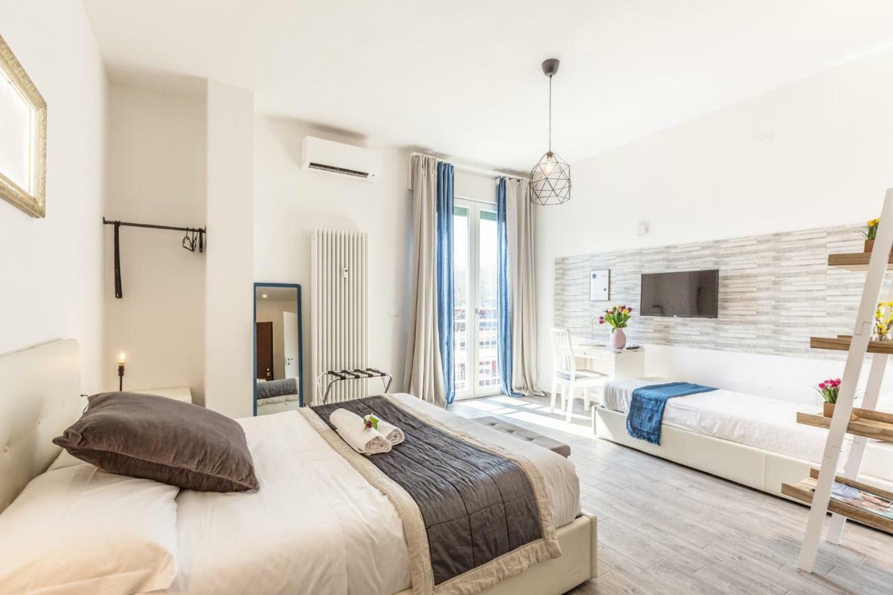 Central City Rooms Executive Suite Bolonia Exterior foto