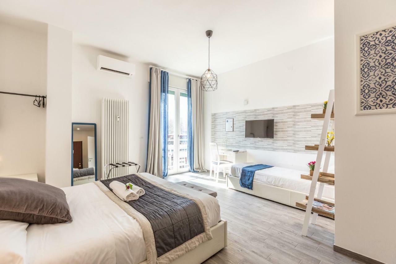 Central City Rooms Executive Suite Bolonia Exterior foto