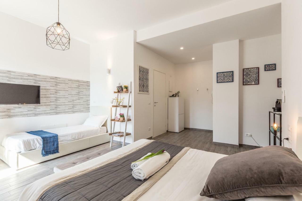 Central City Rooms Executive Suite Bolonia Exterior foto