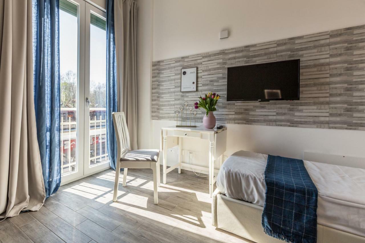 Central City Rooms Executive Suite Bolonia Exterior foto